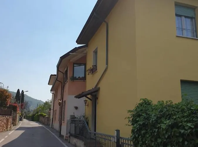 Apartment Casa Lavanda Torri Del Benaco